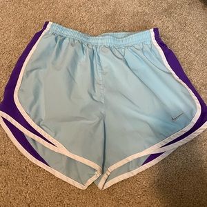 Women’s Nike Dri-Fit Tempo Running Shorts